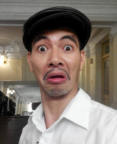 Tổng hợp Hình ảnh khinh bỉ nghệ sĩ Xuân Bắc