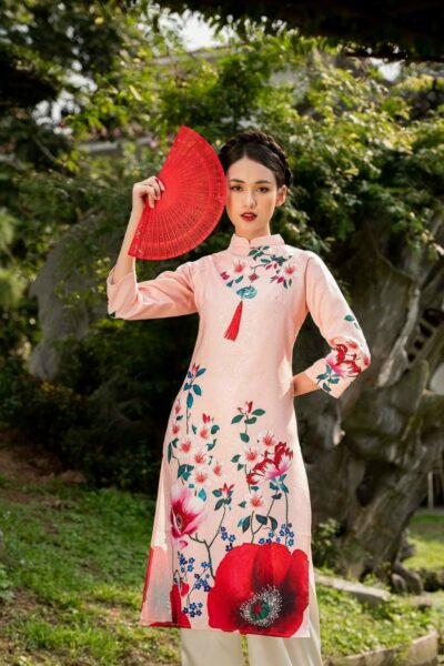 Mẫu áo dài cách tân hồng nhẹ nhàng