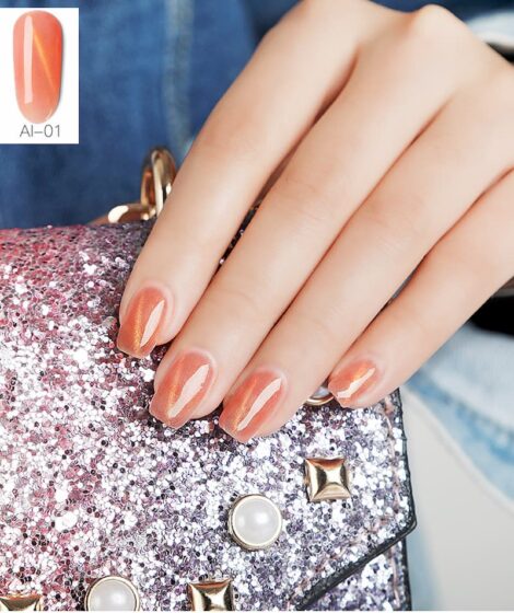 Top những Mẫu nail móng mắt mèo cam nude