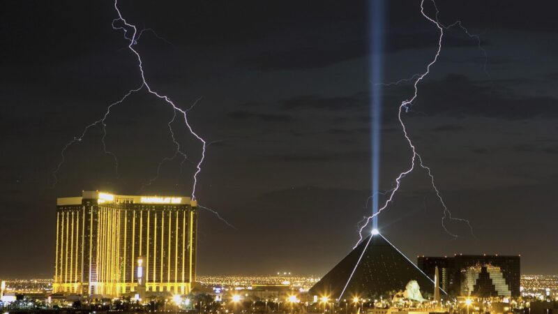 Ảnh sét đẹp trên những tòa nhà uy nga