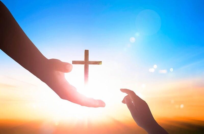 Ảnh thiên chúa trao tặng thánh giá