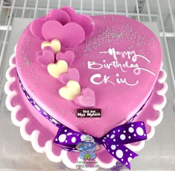 Bánh Sinh Nhật Chồng yêu màu hồng