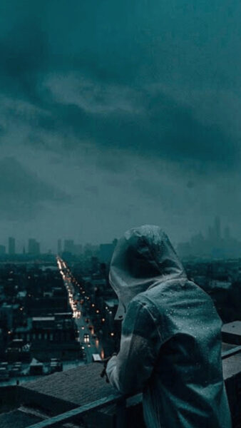 Tải Tải xuống Hình nền Zalo miễn phí buồn của người đàn ông mặc áp mưa