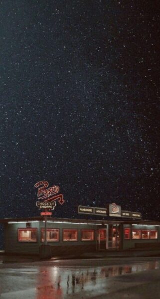 Tải Tải xuống Hình nền Zalo miễn phí buồn dưới con đường mưa